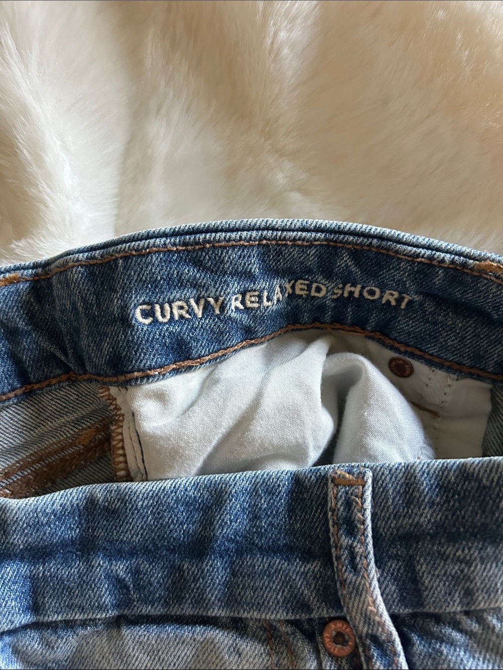 American Eagle Outfitters Light Blue Distressed Denim Shorts with Frayed Hem - Picture 7 of 8